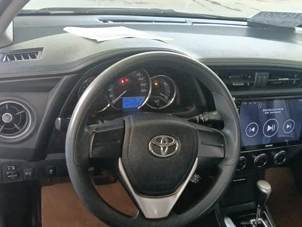 Toyota Corolla 2019 — фото 5