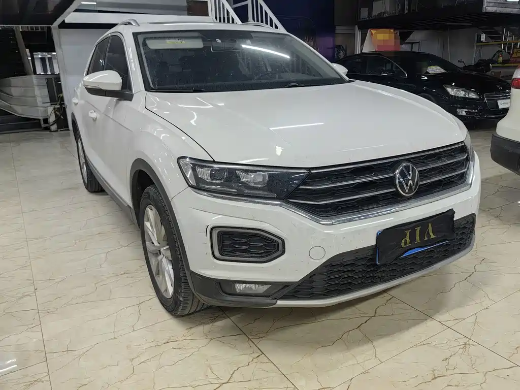 Volkswagen T-Roc 2021 — фото 10