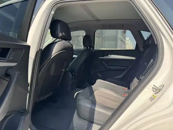 Audi Q5L 2018