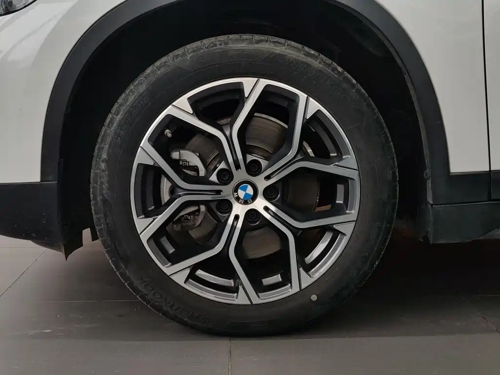 BMW X1 2023 — фото 15