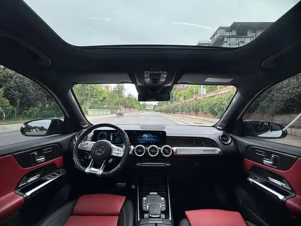 Mercedes-Benz GLB AMG 2021