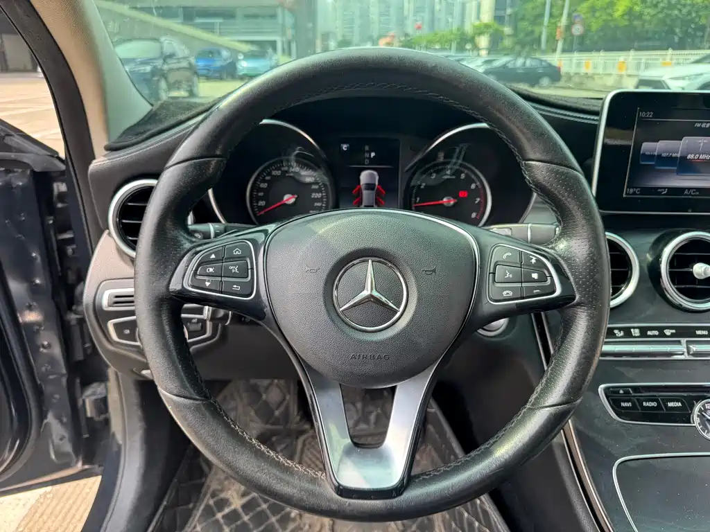 Mercedes-Benz C-Class 2018 — фото 8