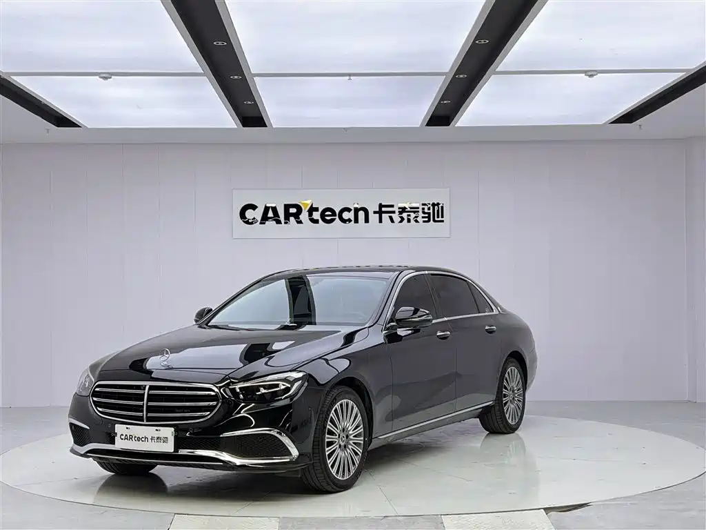 Mercedes-Benz E-Class 2023 — фото 1