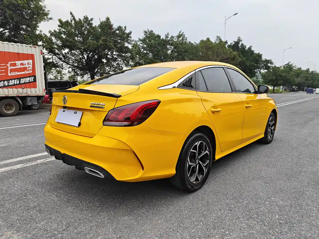 MG MG5 2023