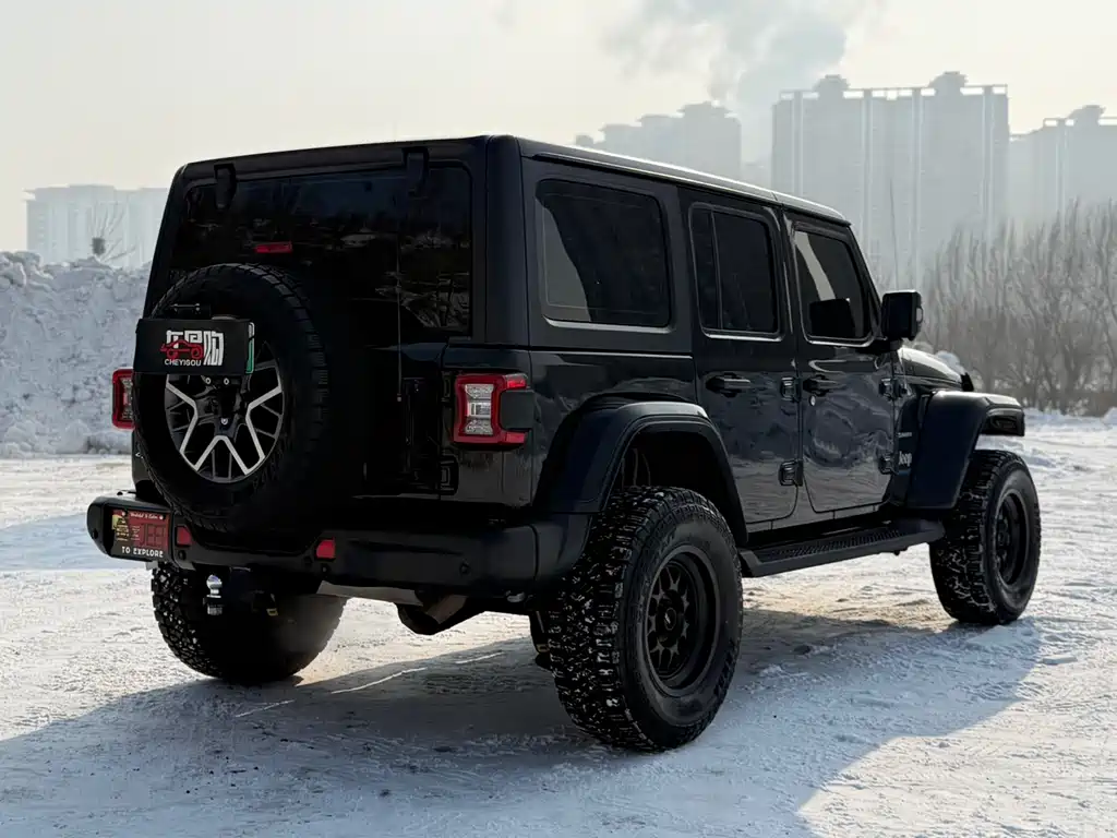 Jeep Wrangler PHEV 2021 — фото 9