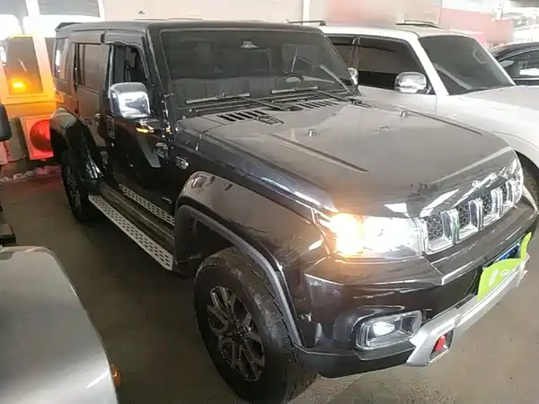 BAIC BJ40 2023