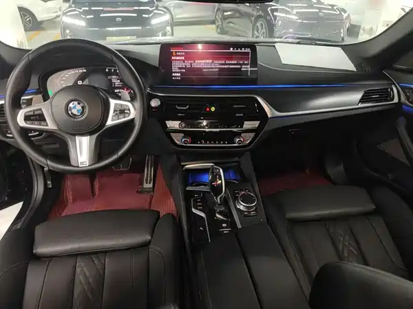 BMW 5 Series 2021