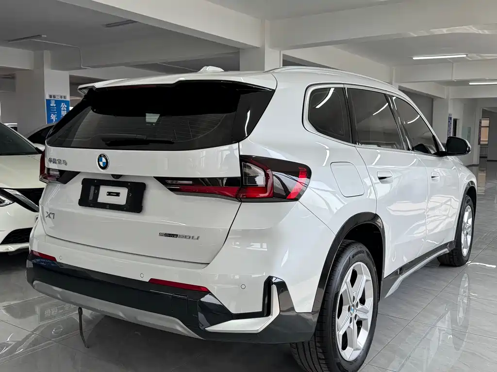 BMW X1 2023 — фото 15