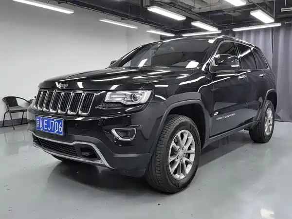 Jeep Grand Cherokee 2016