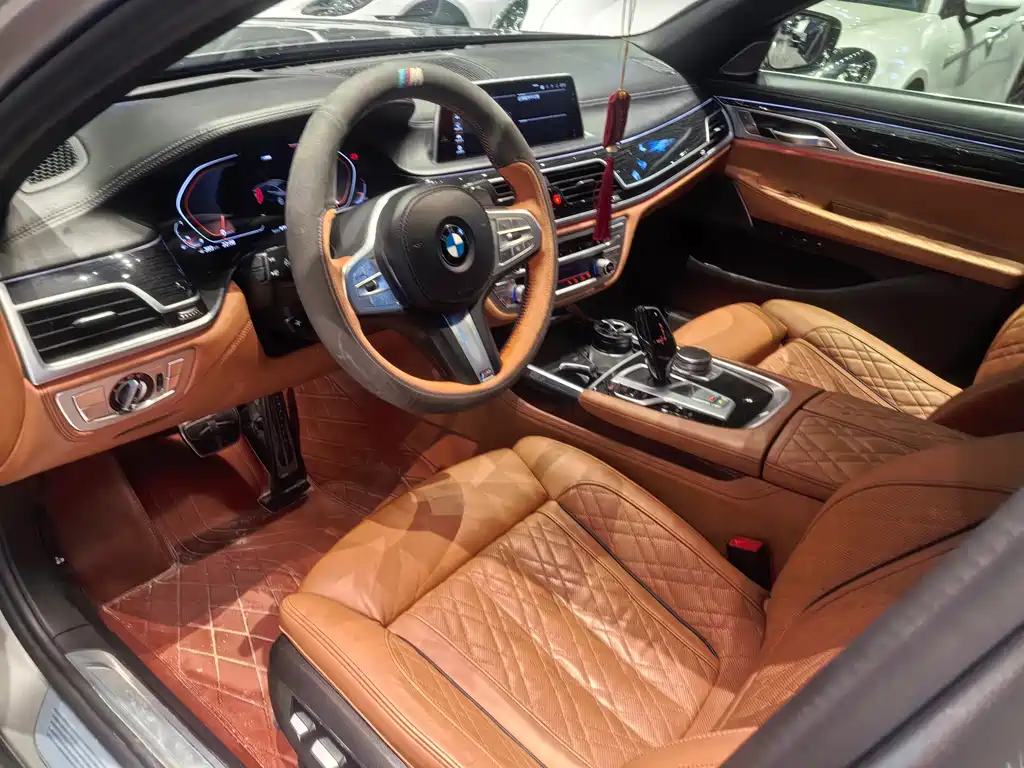 BMW 7 Series 2019 — фото 5