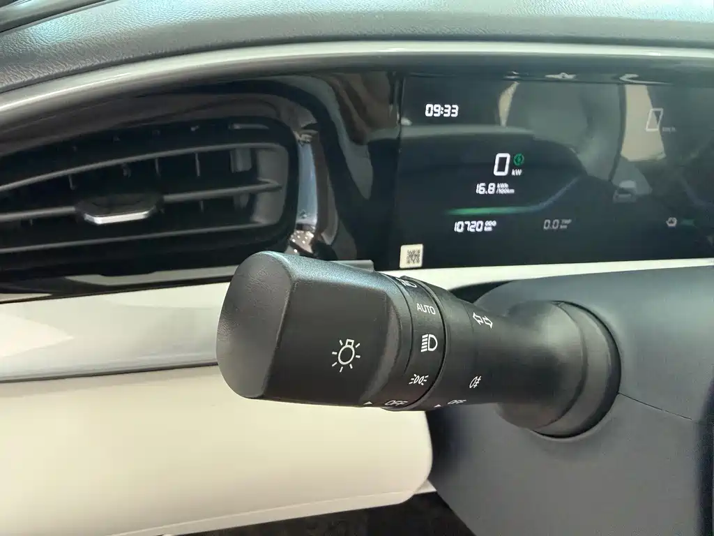 Geely Galaxy Starwish 2025 — фото 14