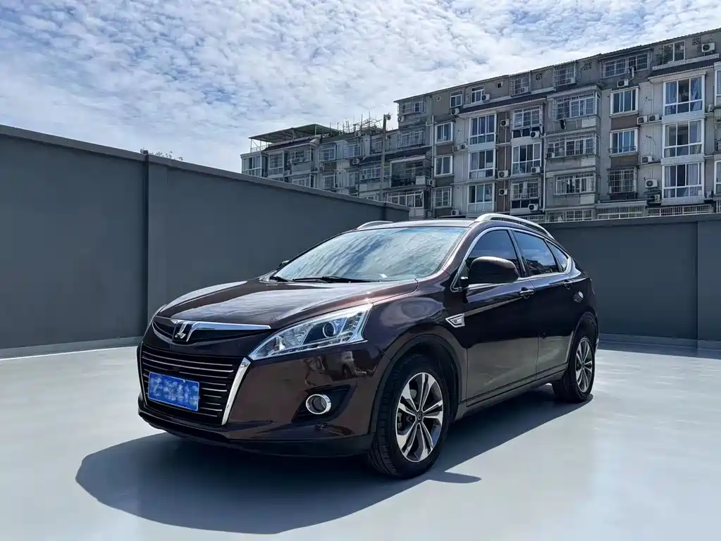 Luxgen U6 2016