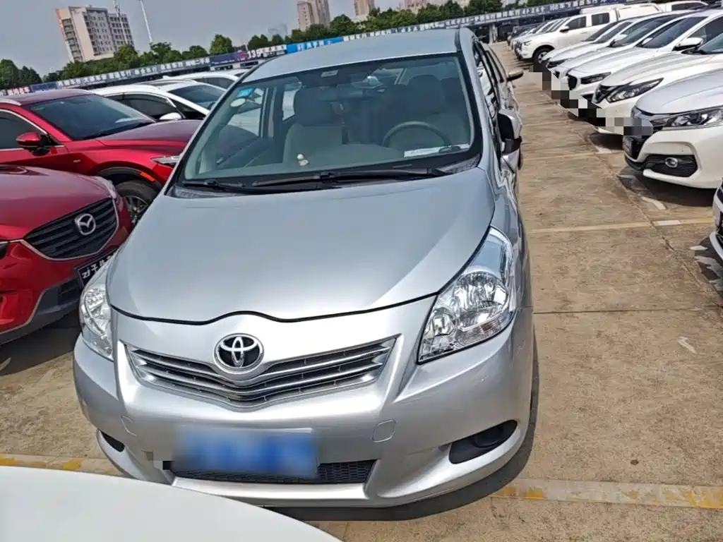 Toyota Verso 2015
