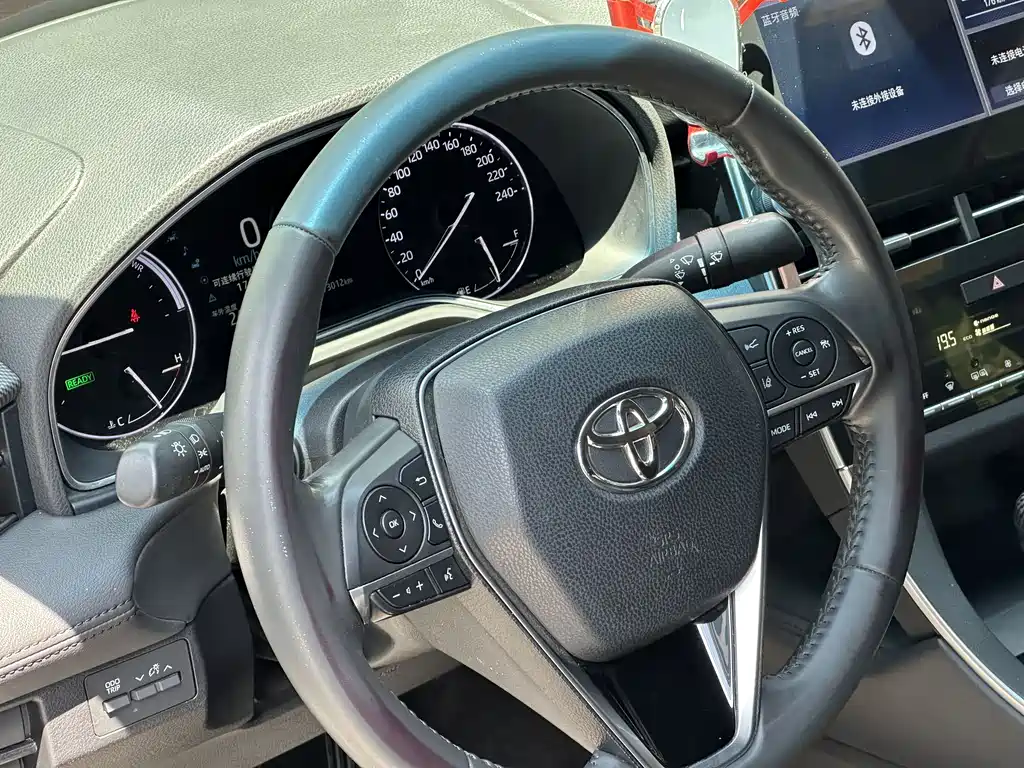 Toyota Avalon 2020 — фото 13