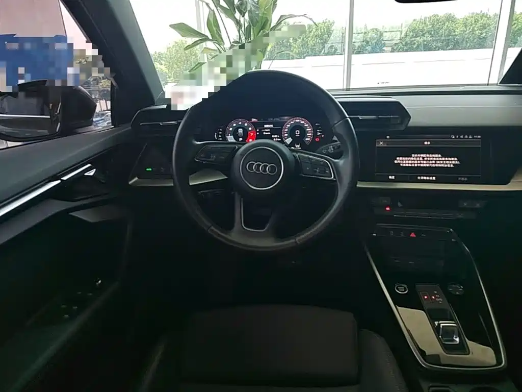 Audi A3 2021 — фото 17