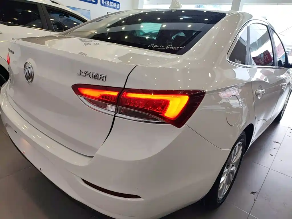 Buick Excelle GT 2019 — фото 8