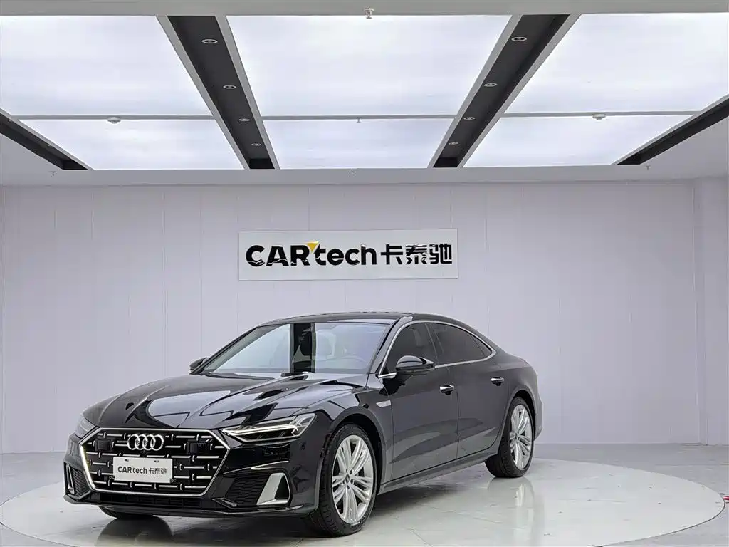 Audi A7L 2024 — фото 1