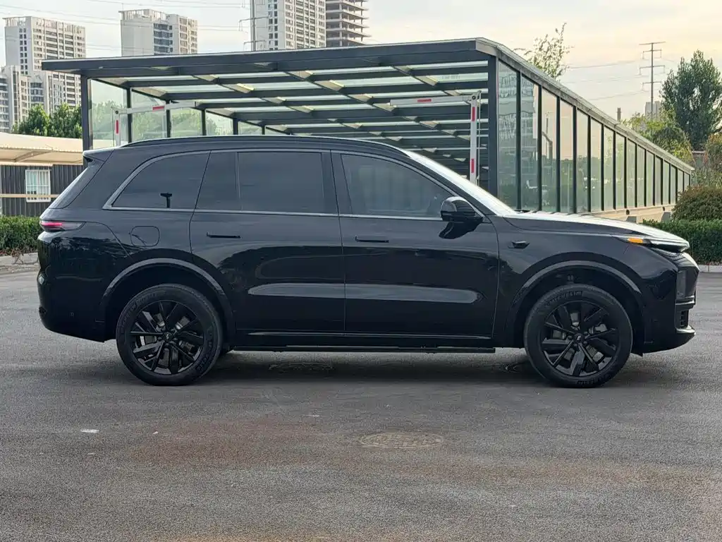Li Auto Li L8 2023