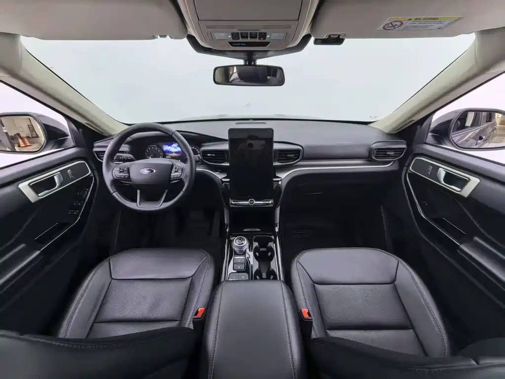 Ford Explorer 2022 — фото 12