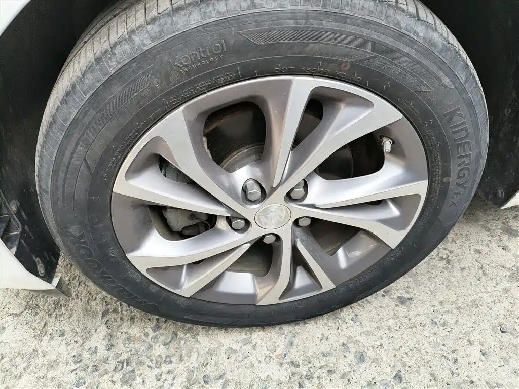 Buick Verano 2023 — фото 25