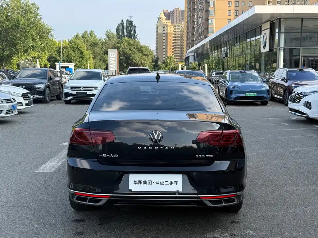 Volkswagen Magotan 2024