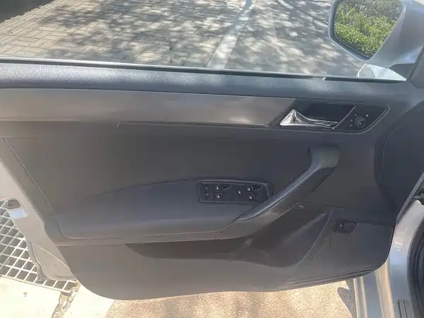 Volkswagen Santana 2013