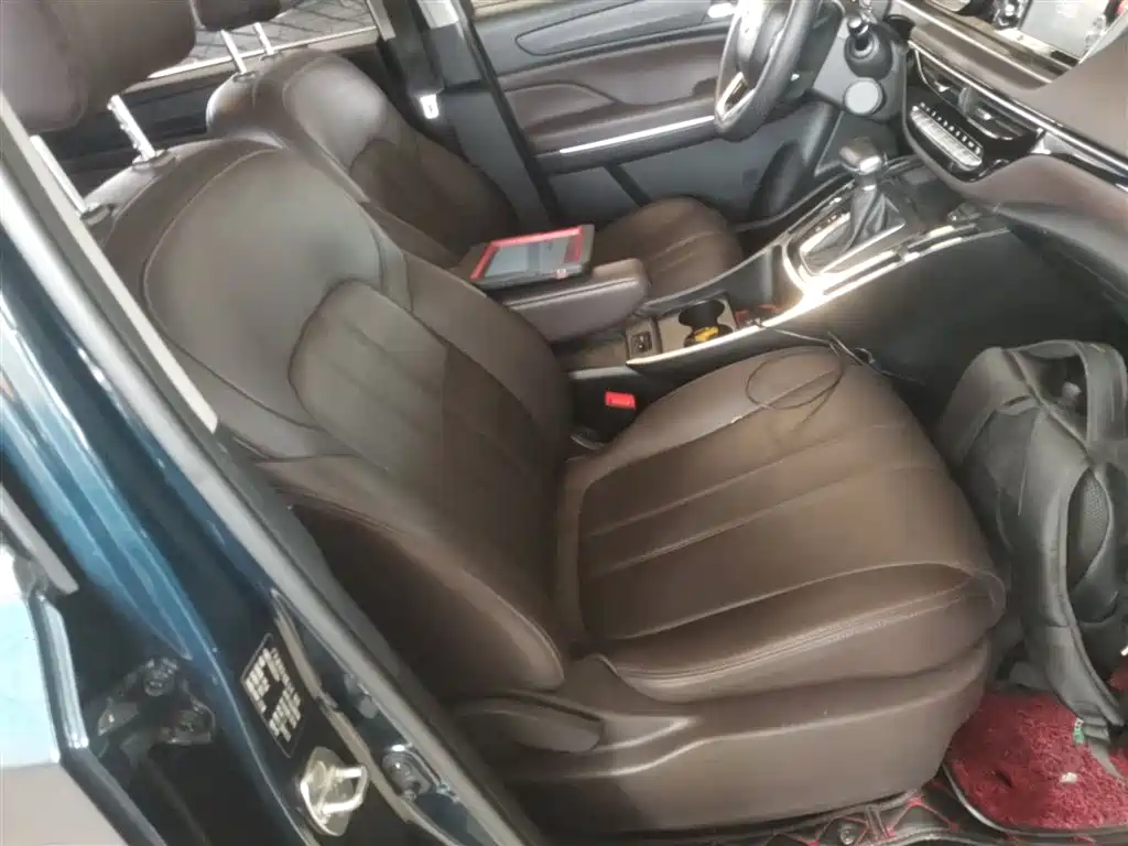 GAC Motor Trumpchi M6 2020 — фото 20