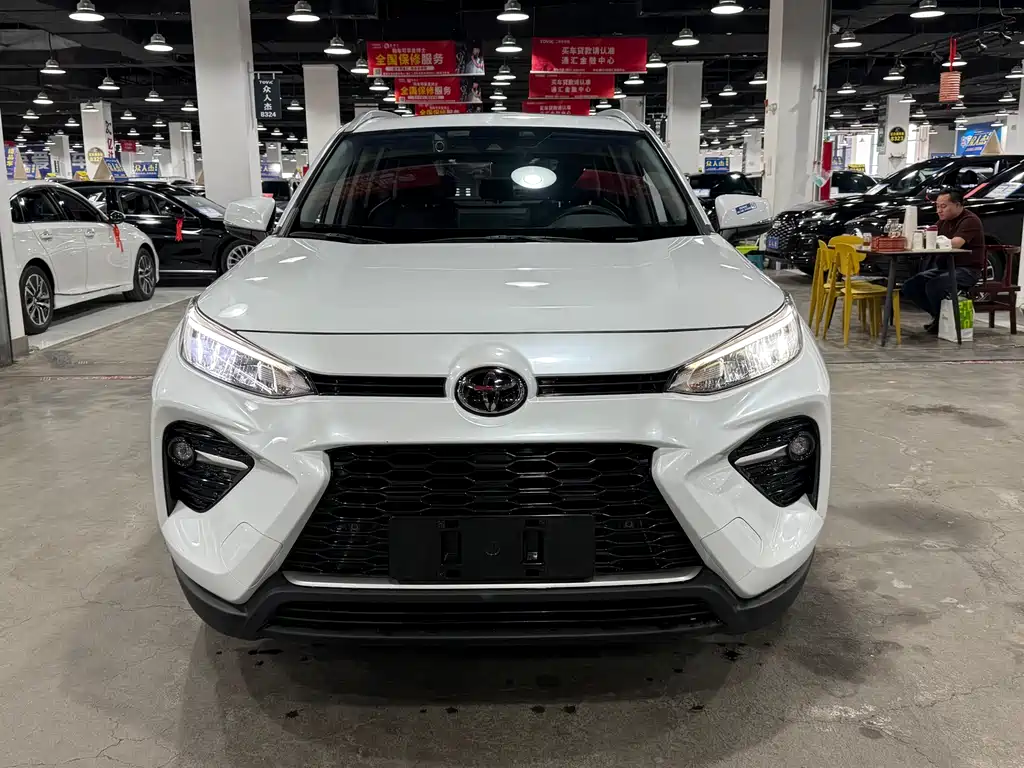 Toyota Wildlander 2021 — фото 1