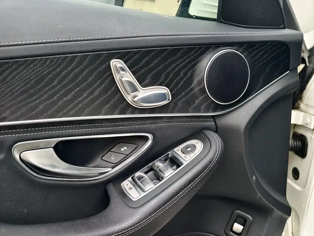 Mercedes-Benz C-Class 2017 — фото 9