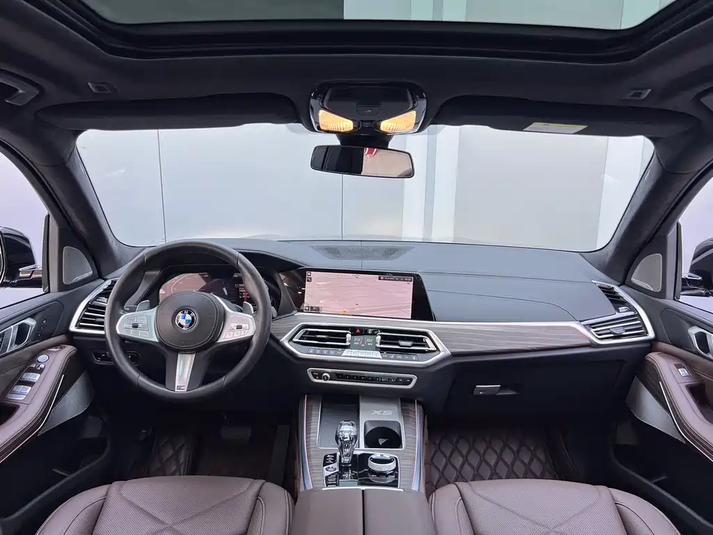 BMW X5 2024 — фото 11