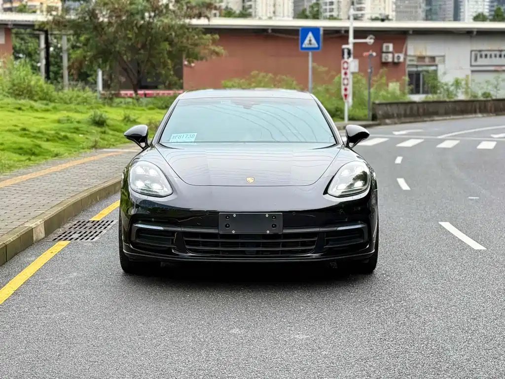 Porsche Panamera 2017 — фото 2