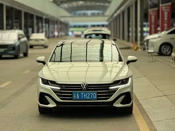 Volkswagen CC 2024