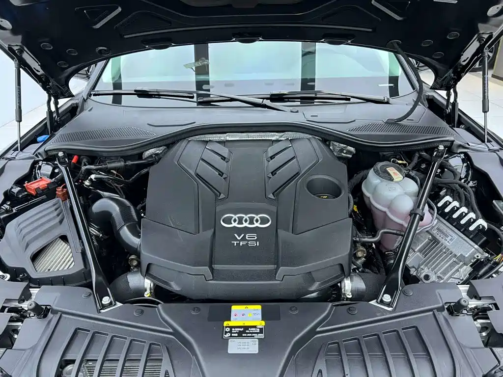 Audi A8 2023 — фото 25