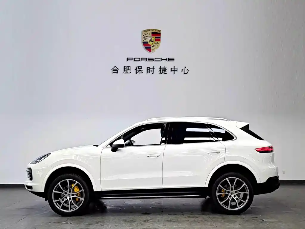Porsche Cayenne 2022 — фото 7