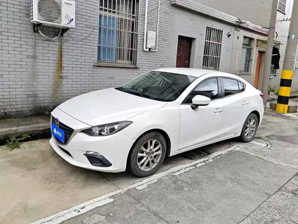 Mazda 3 Axela 2014