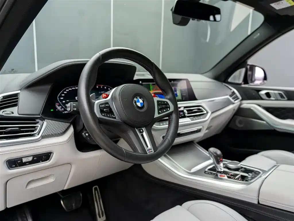 BMW X5 M 2023 — фото 12