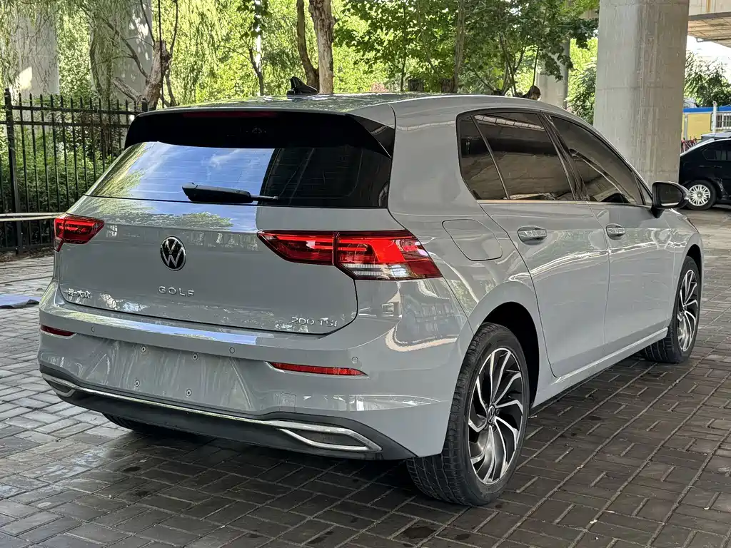 Volkswagen Golf 2022