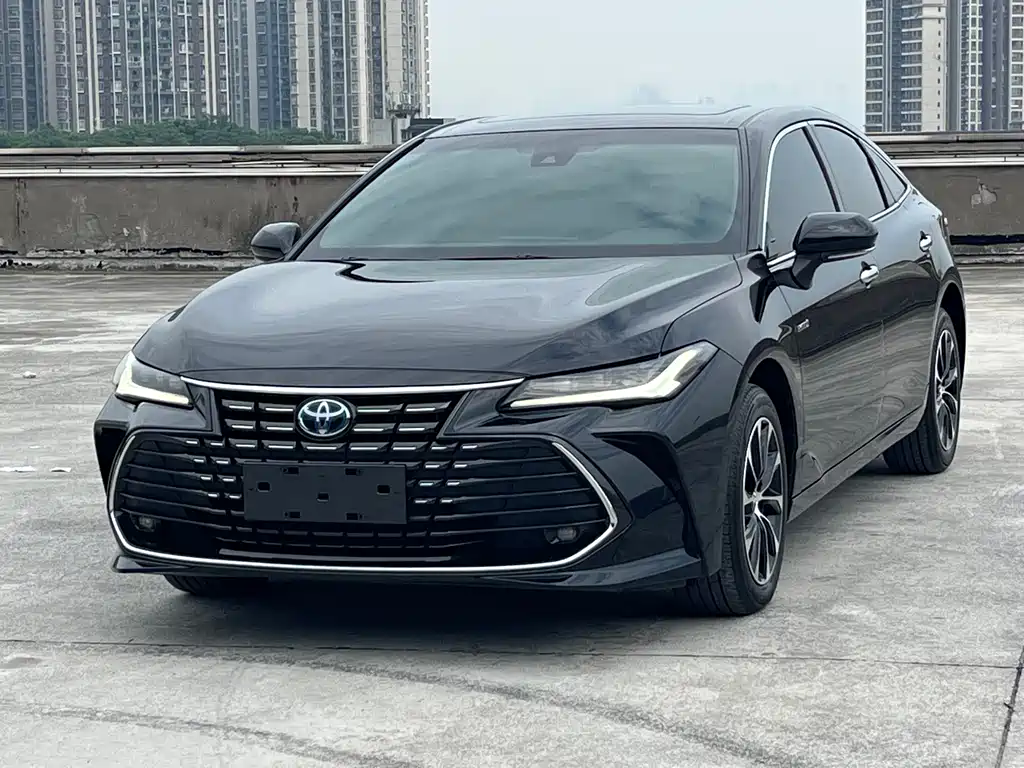 Toyota Avalon 2023 — фото 1