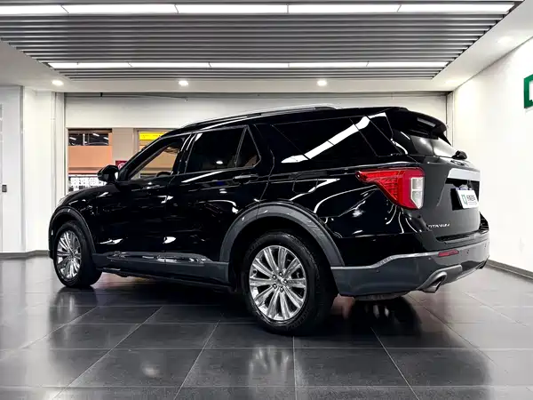 Ford Explorer 2022