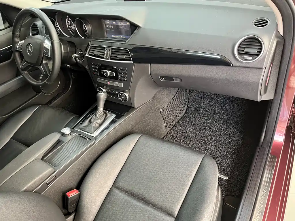 Mercedes-Benz C-Class 2014 — фото 9