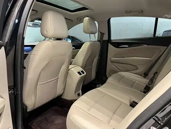 Buick Regal 2020