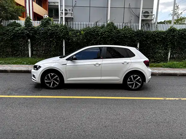Volkswagen Polo 2021