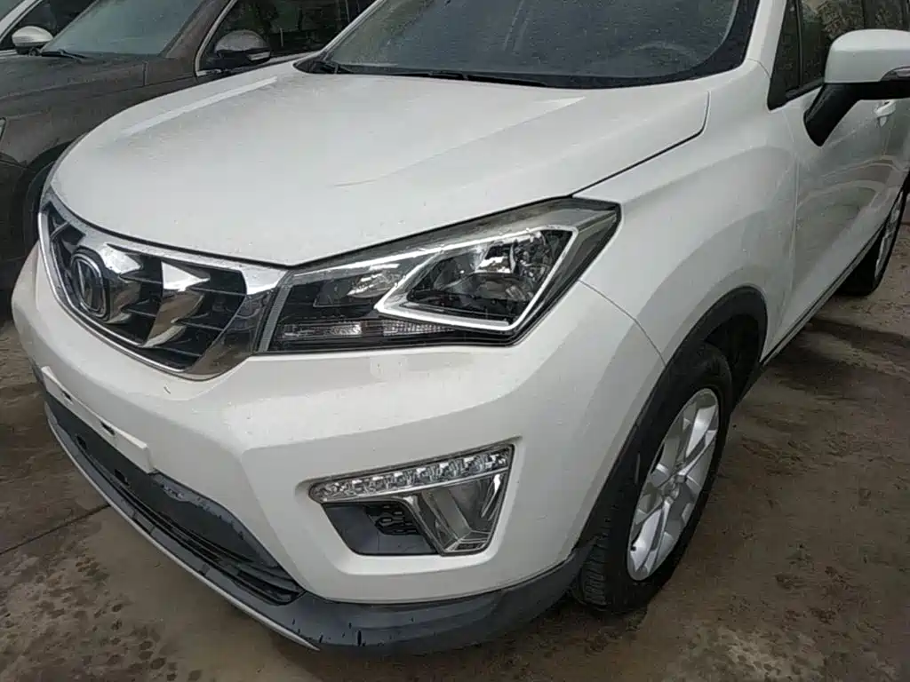 Changan CS15 2017 — фото 24