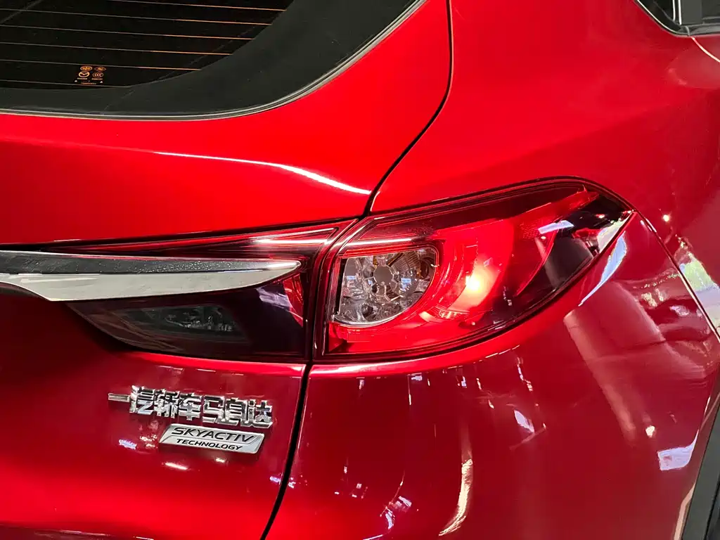 Mazda CX-4 2017 — фото 17