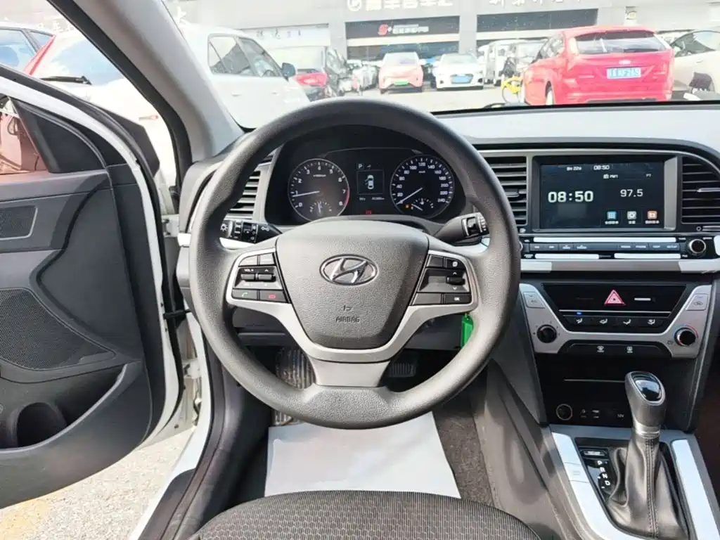 Hyundai Celesta 2018 — фото 11