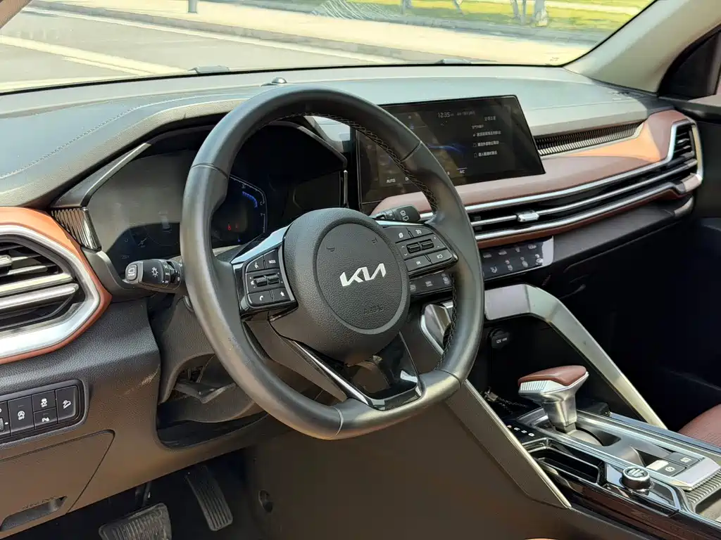 Kia Sportage 2021 — фото 9