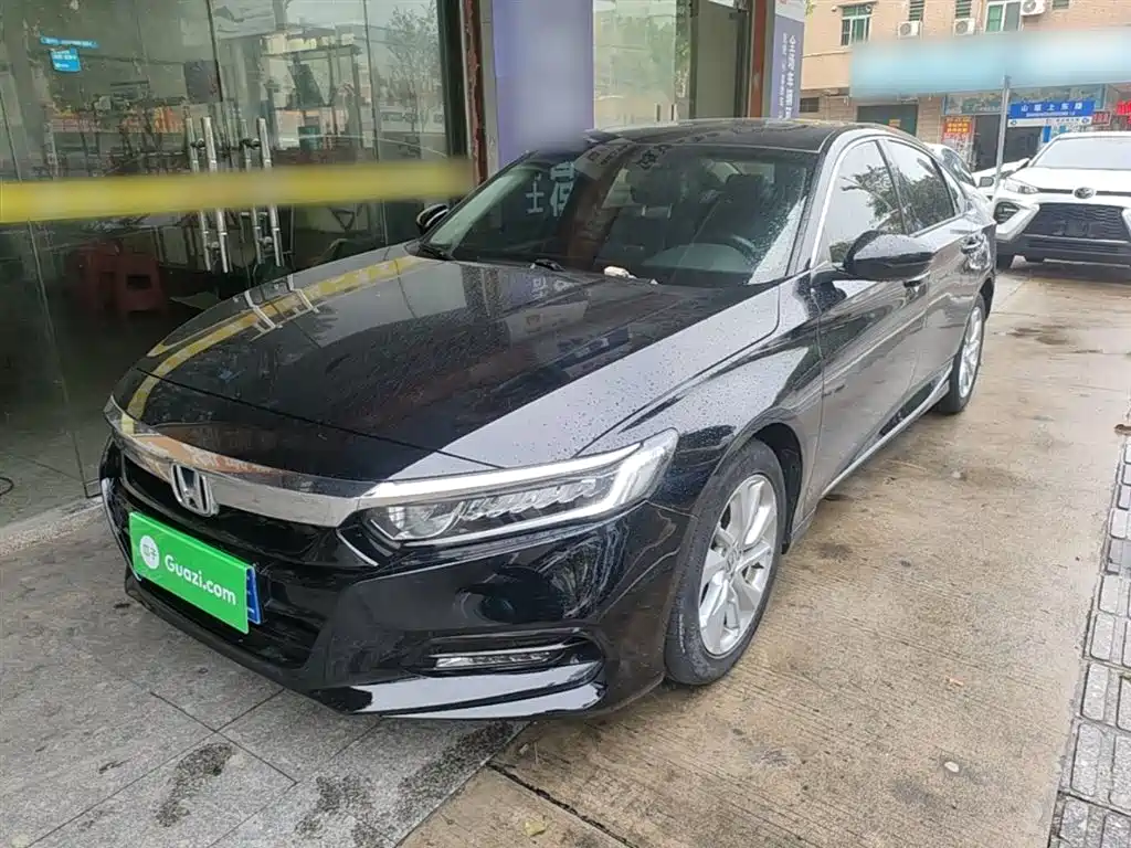 Honda Accord 2018 — фото 1