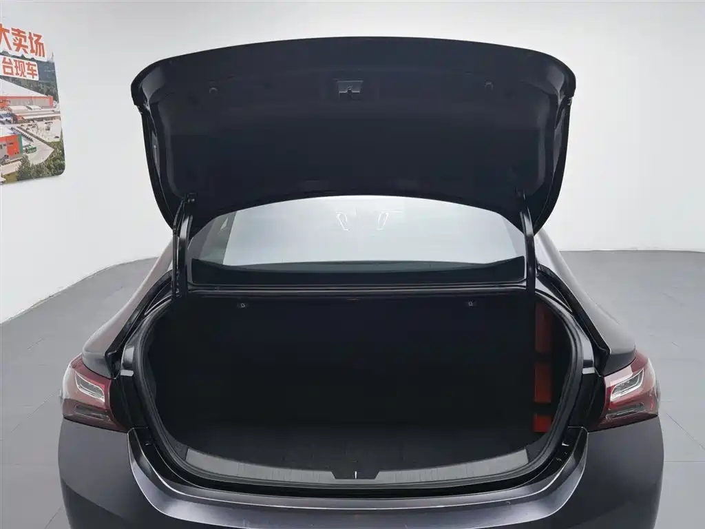 Chevrolet Malibu XL 2020 — фото 16