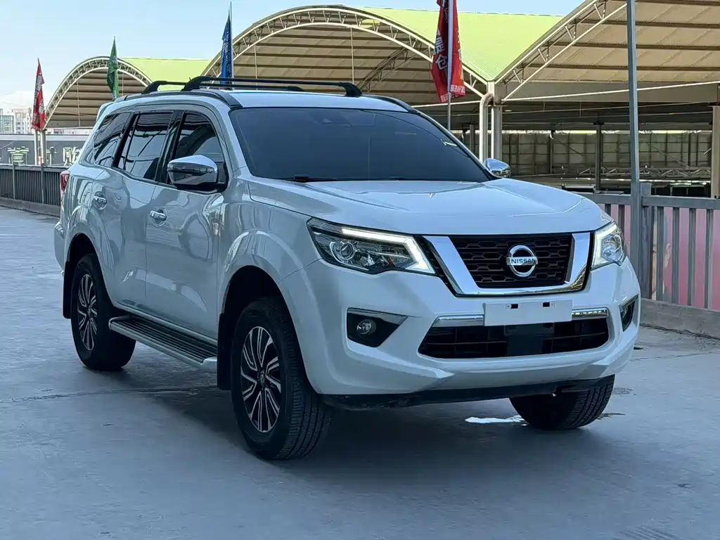 Nissan Terra 2019