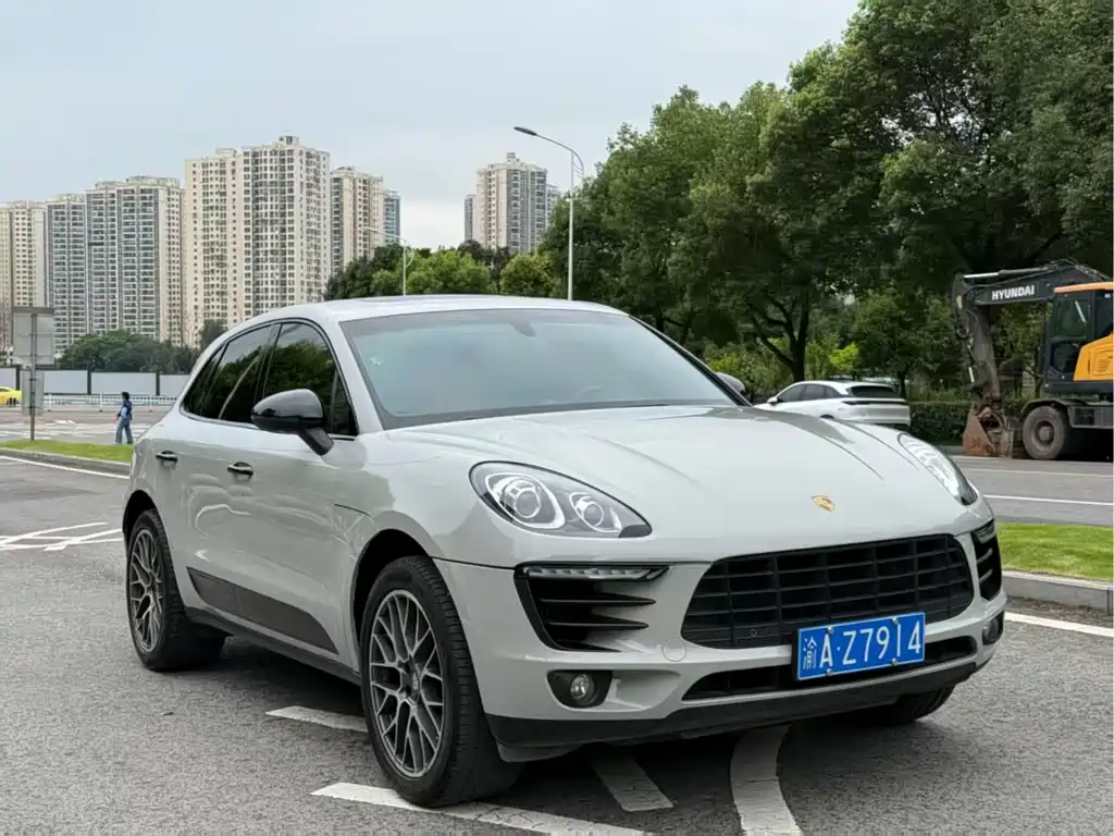 Porsche Macan 2016